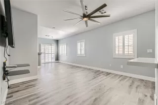 Photo #6: 2661634 Listing