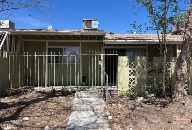 MLS: 2661696 Condo For Sale