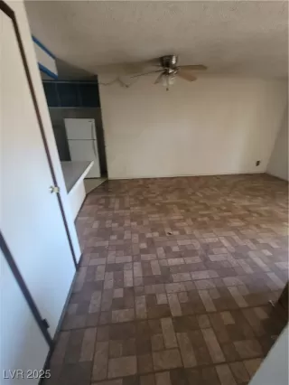 Photo #3: 2661696 Listing 