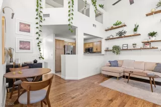 Photo #6: 2661707 Listing 