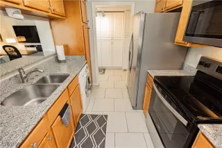 Photo #5: 2661770 Listing 