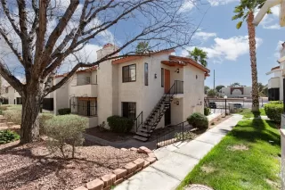 Photo #1: 2661789 Listing 