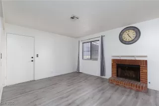 Photo #3: 2661789 Listing 