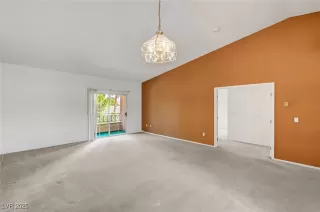 Photo #2: 2661796 Listing 