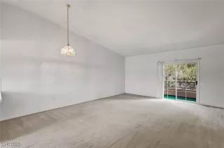 Photo #4: 2661796 Listing 