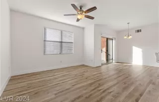 Photo #2: 2662800 Listing 