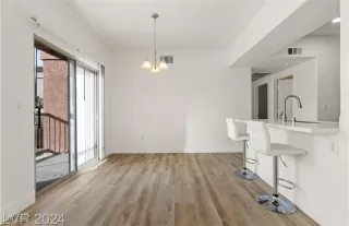 Photo #4: 2662800 Listing 