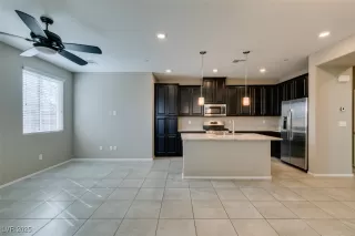 Photo #6: 2662848 Listing