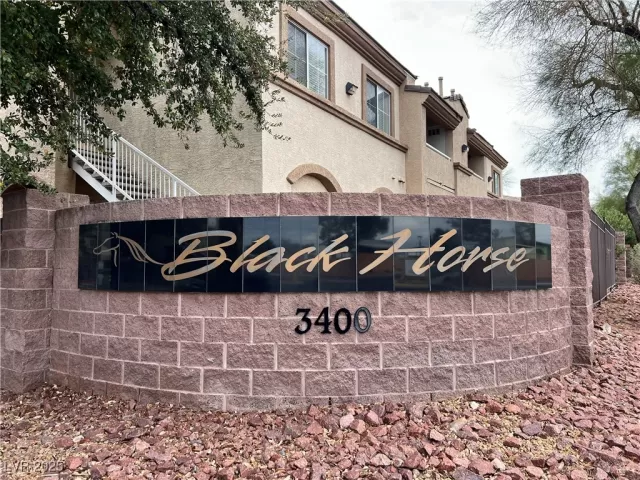 MLS: 2662854 Condo For Sale