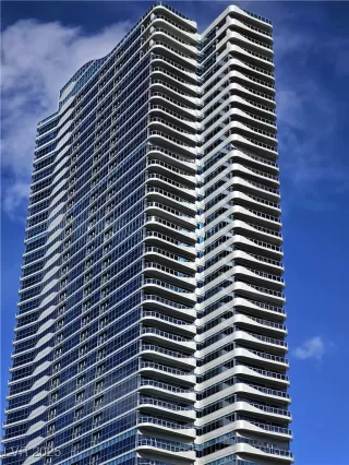 Photo #1: 2662887 Listing 