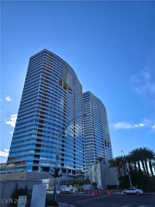 Photo #2: 2662887 Listing 