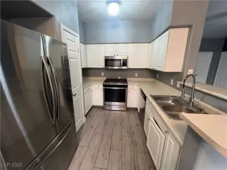 Photo #4: 2662907 Listing 