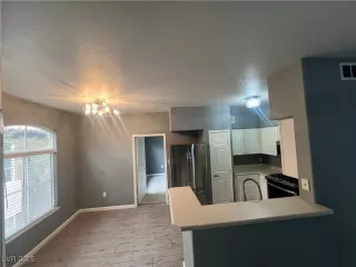 Photo #5: 2662907 Listing 