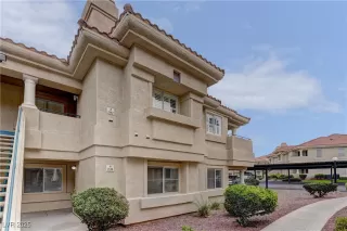 Photo #1: 2662909 Listing 