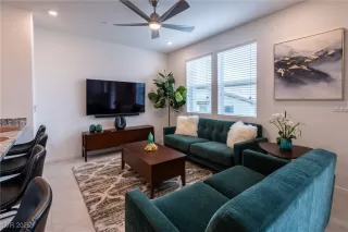 Photo #2: 2662911 Listing 