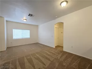 Photo #1: 2662915 Listing 