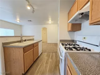 Photo #5: 2662915 Listing 