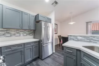 Photo #3: 2662929 Listing 