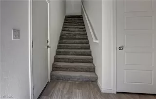 Photo #2: 2662980 Listing