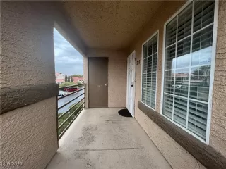 Photo #1: 2663030 Listing 