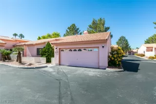 Photo #1: 2663049 Listing