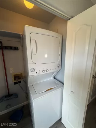 Photo #4: 2663092 Listing 