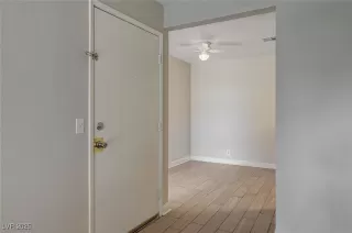 Photo #2: 2663108 Listing