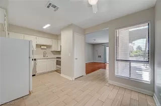 Photo #6: 2663108 Listing