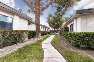 Photo #3: 2663118 Listing 