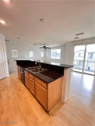 Photo #3: 2663119 Listing 