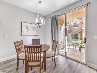 Photo #4: 2663138 Listing 