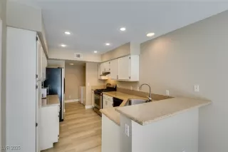 Photo #1: 2663150 Listing 