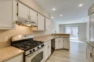 Photo #3: 2663150 Listing 