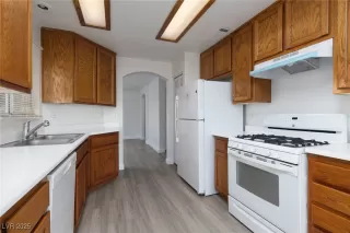 Photo #6: 2663167 Listing