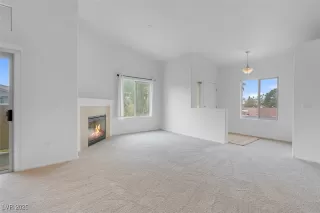 Photo #3: 2663187 Listing