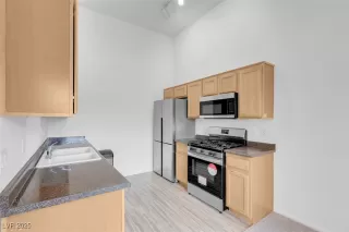 Photo #6: 2663187 Listing