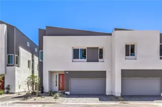 PARAGON LOFTS Condos for Sale