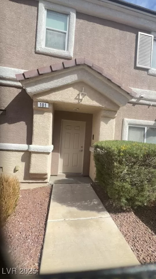 MLS: 2663249 Condo For Sale