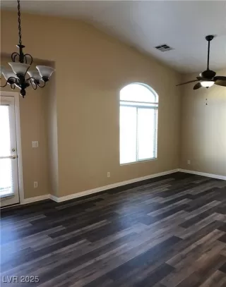 Photo #1: 2663249 Listing 