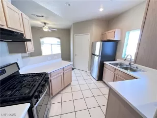 Photo #3: 2663256 Listing 