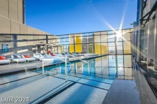 Photo #1: 2663280 Listing 