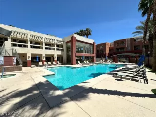 Photo #4: 2663301 Listing 