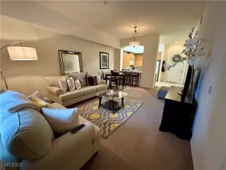 Photo #1: 2663326 Listing 