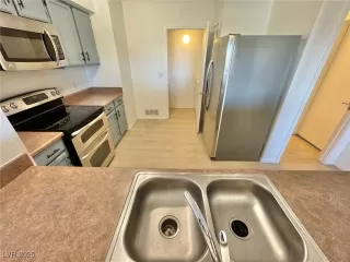 Photo #4: 2663330 Listing 