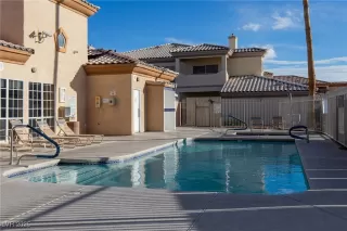 Photo #3: 2663348 Listing 