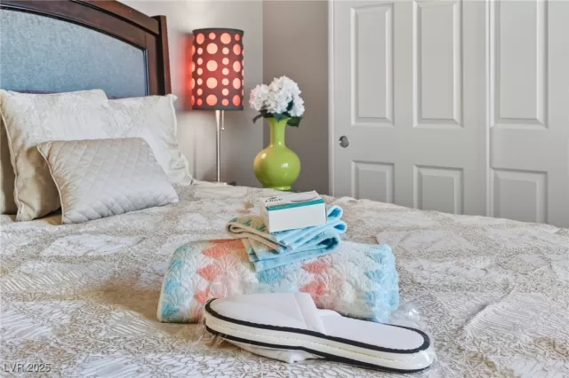 MLS: 2663363 Condo For Sale