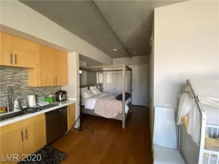 Photo #1: 2663382 Listing 