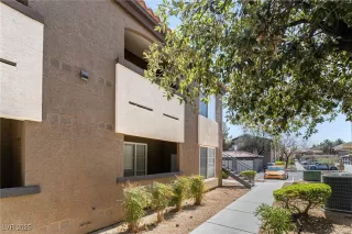 Photo #3: 2663392 Listing 