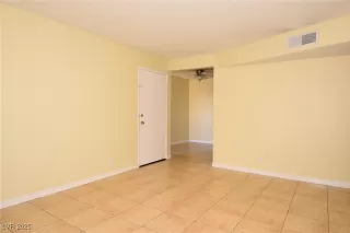 Photo #4: 2663400 Listing 