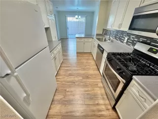 Photo #4: 2663419 Listing 